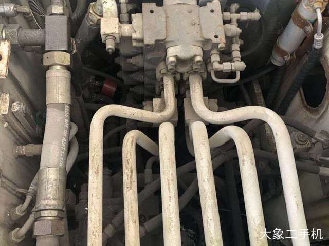 阿特拉斯中国 测试 挖掘机