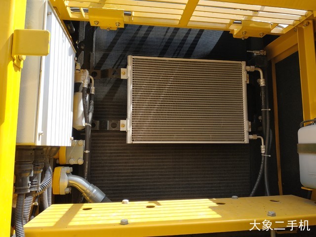 中联重科 ZE260E 挖掘机