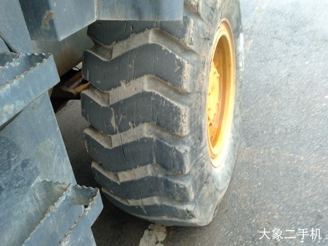 山东临工 LG930-1 装载机