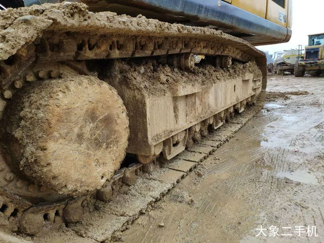 徐工 XE370C 挖掘机