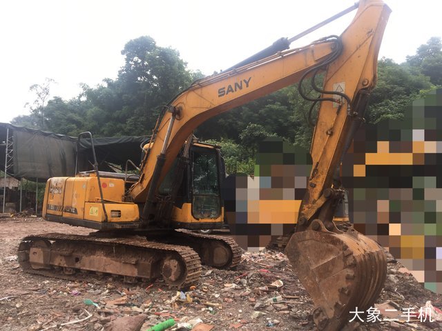 三一重工 SY135C 挖掘机