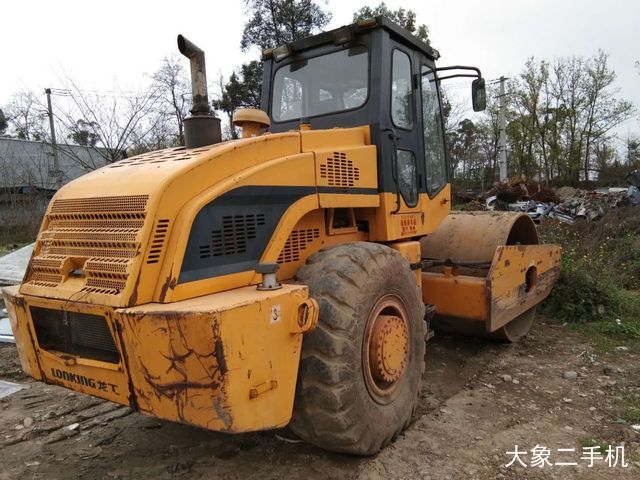 龙工 LG520B机械驱动 压路机