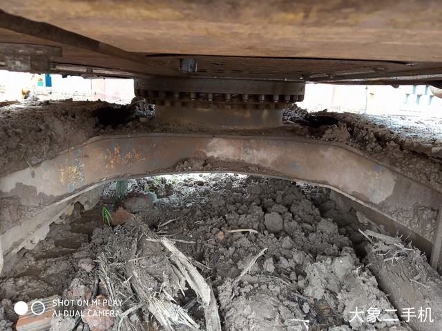 徐工 XE135B 挖掘机