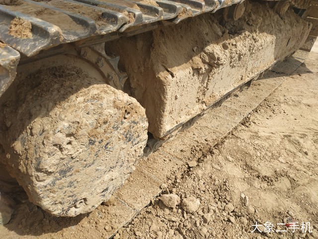 小松 PC220-8 挖掘机