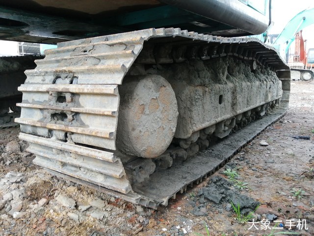 神钢 SK260LC-8 挖掘机