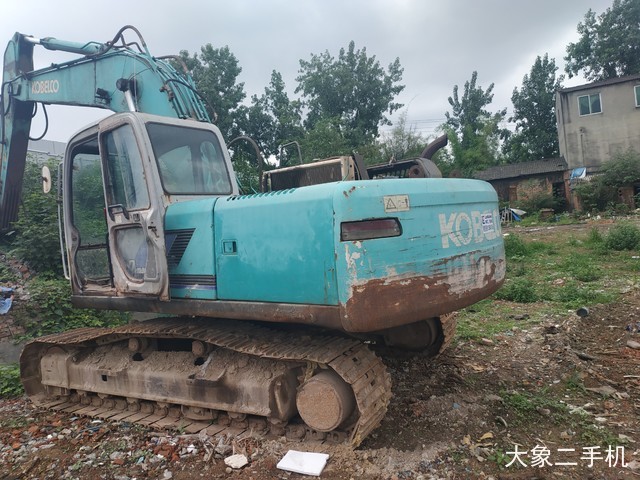 神钢 SK230LC 挖掘机