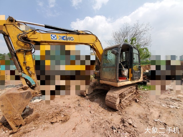 徐工 XE80C 挖掘机