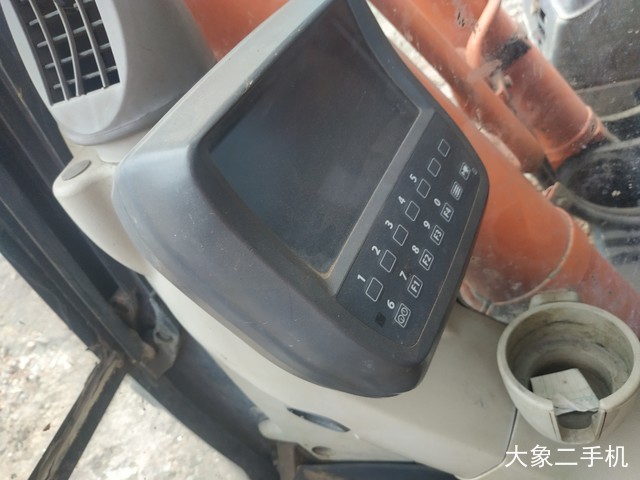 日立 ZX210LC-3 挖掘机