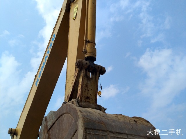 小松 PC200-5 挖掘机