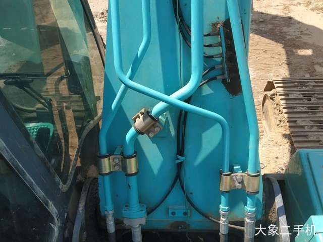 神钢 SK260LC-8 挖掘机