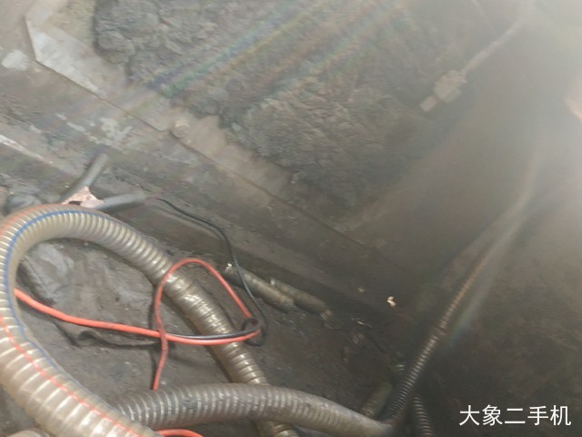 日立 ZX210LC-3 挖掘机
