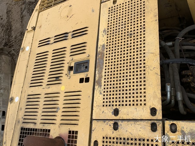 卡特彼勒 320C 挖掘机