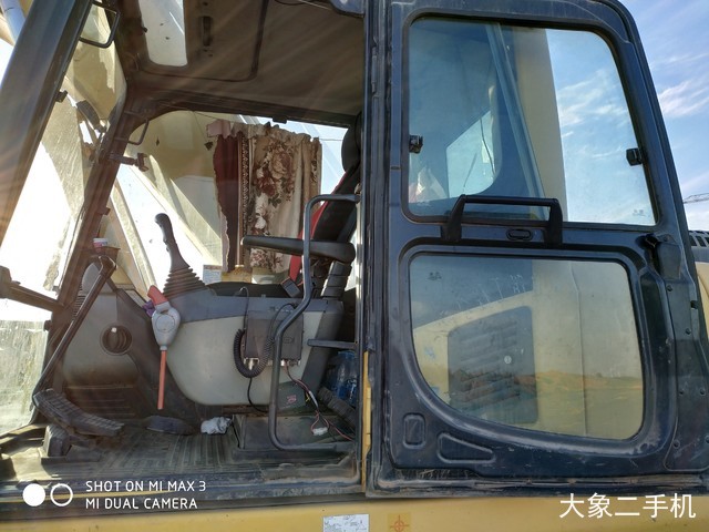 小松 PC220-8 挖掘机