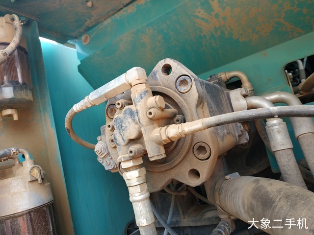 神钢 SK260LC-8 挖掘机