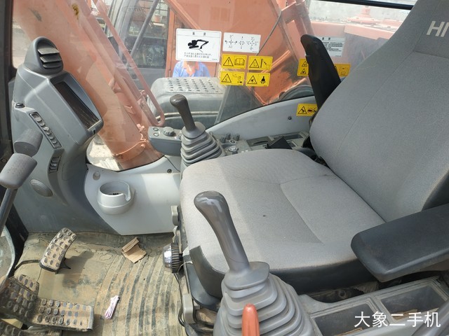 日立 ZX210LC-5A 挖掘机