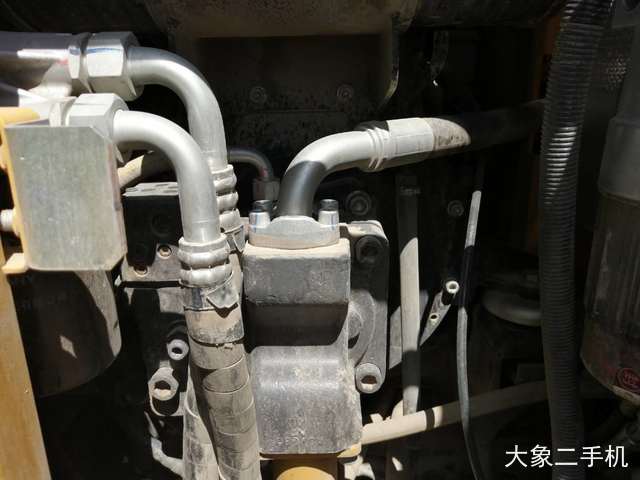 三一重工 SY75C 挖掘机