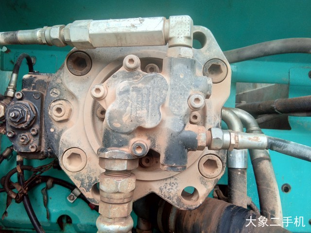 神钢 SK260LC-8 挖掘机