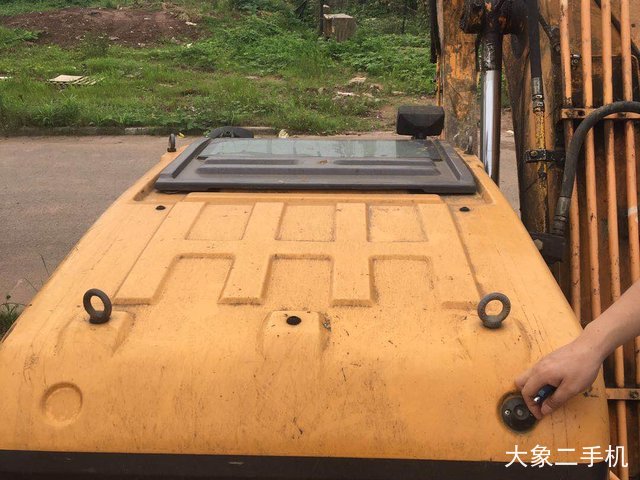 三一重工 SY135C 挖掘机