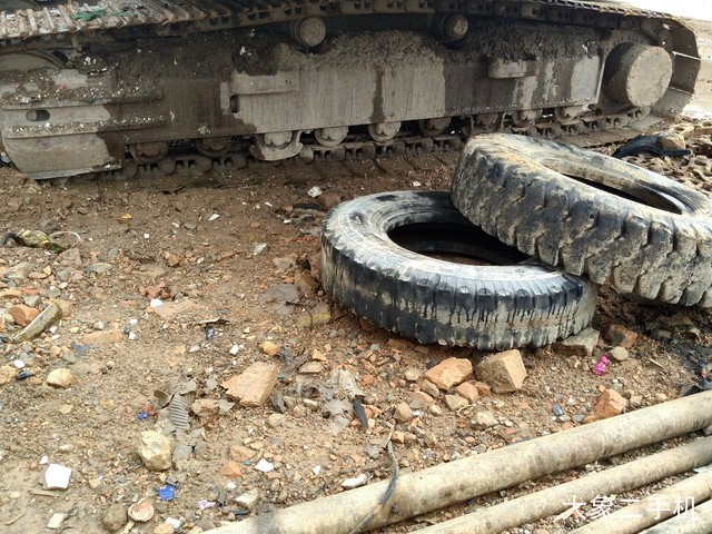 三一重工 SY235C-9 挖掘机