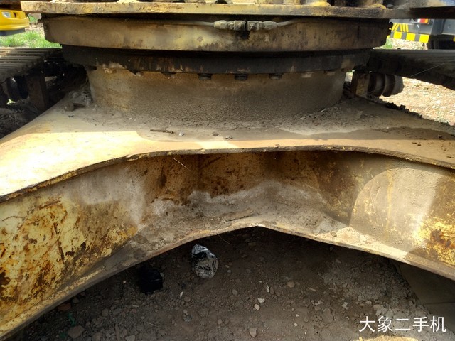 小松 PC200-5 挖掘机