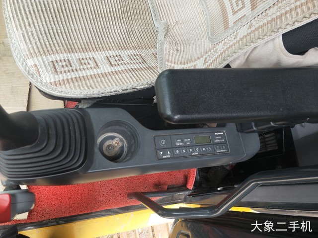 小松 PC240LC-8加长臂 挖掘机