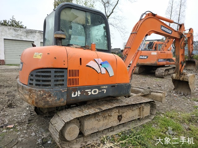 斗山 DH60-7 挖掘机