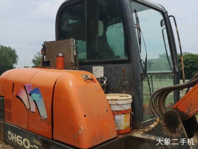 斗山 DH60-7 挖掘机