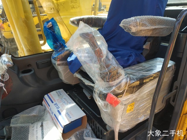 中联重科 ZE260E 挖掘机