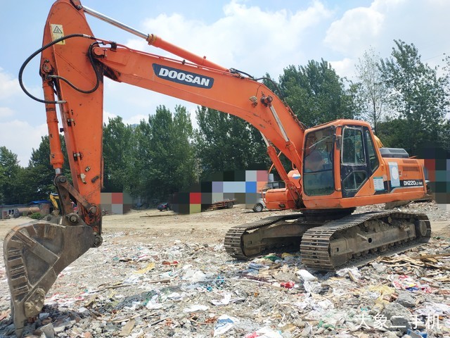 斗山 DH220LC-9E 挖掘机