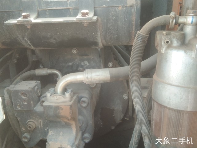 三一重工 SY75C 挖掘机