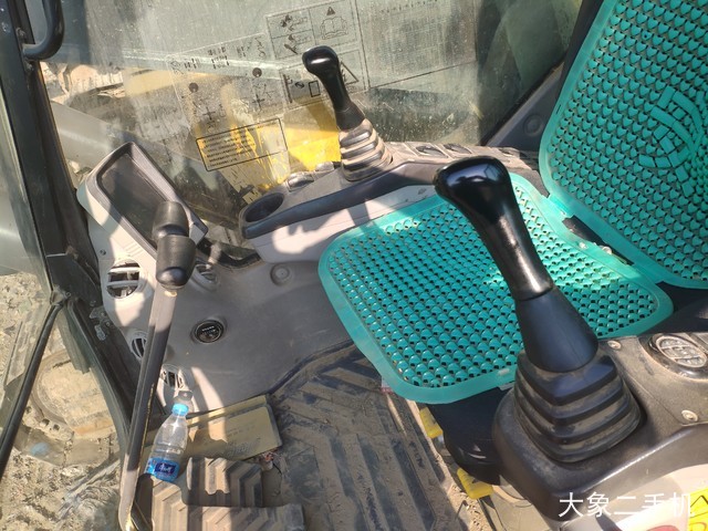 沃尔沃 EC300DL 挖掘机