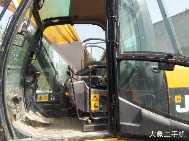 杰西博 JS220LC 挖掘机