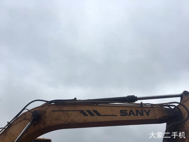 三一重工 SY135C 挖掘机