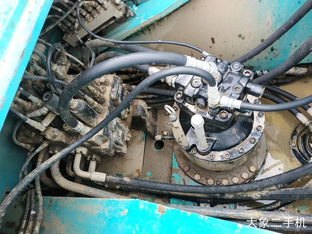 神钢 SK260LC-8 挖掘机