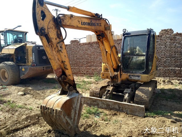 龙工 LG6060 挖掘机