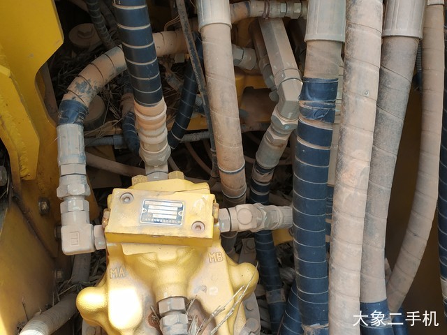 小松 PC130-8M0 挖掘机