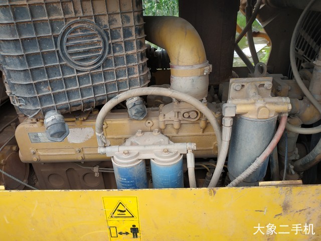 山推 SD16标准型 推土机