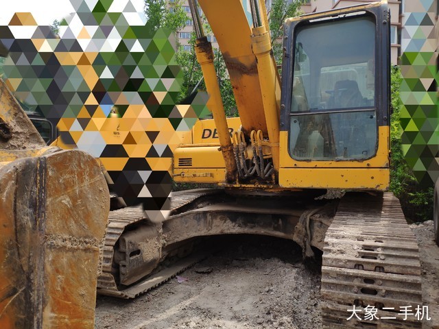 德尔重工 323ELZN 挖掘机