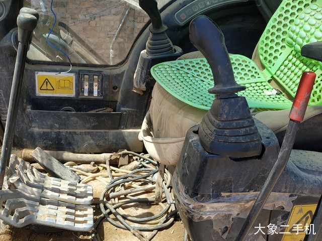 杰西博 JS220LC 挖掘机