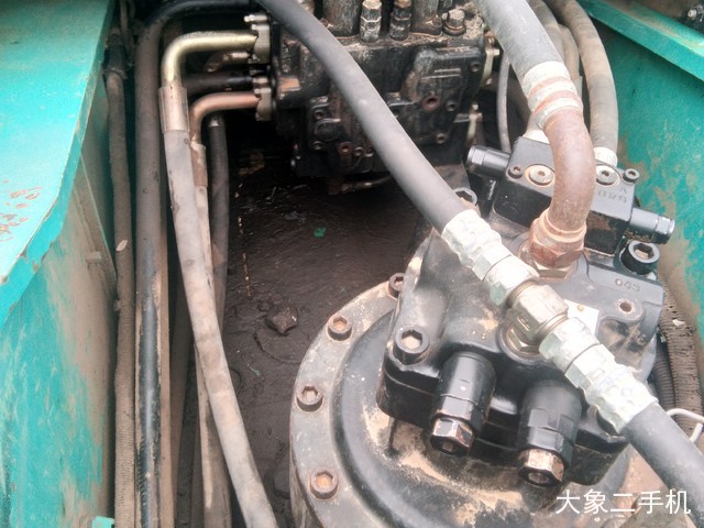 神钢 SK350LC-8 挖掘机