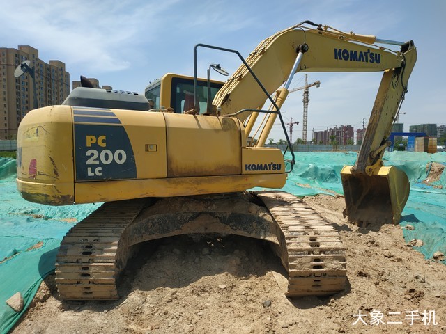 小松 PC200LC-8M0 挖掘机