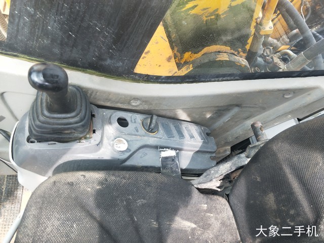 龙工 LG6215 挖掘机