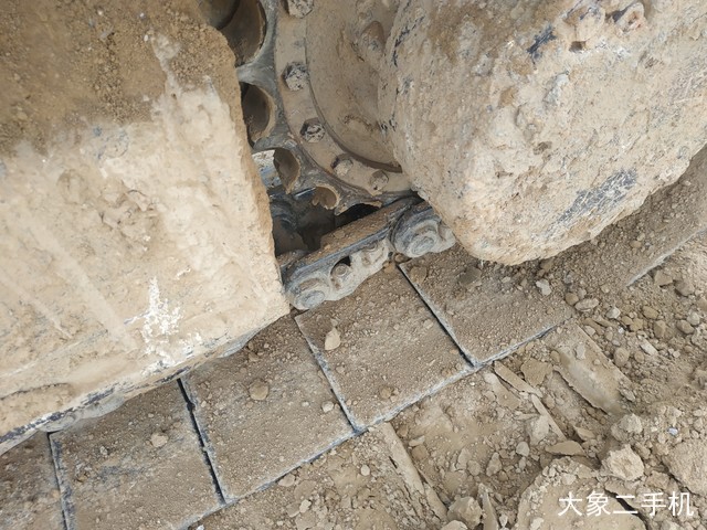 小松 PC220-8 挖掘机