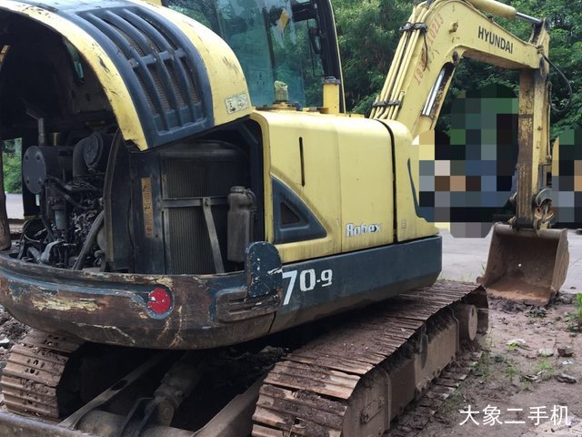 现代 R60-7 挖掘机