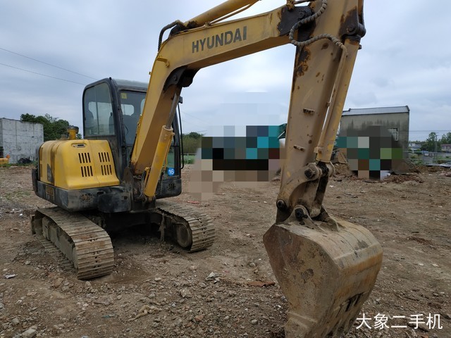 现代 R60-7 挖掘机