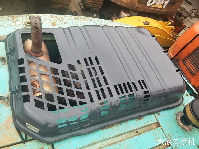 神钢 SK260LC-8 挖掘机