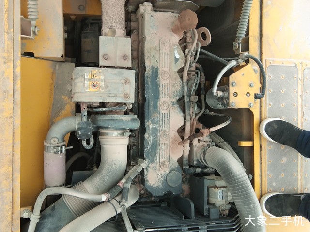 小松 PC240LC-8M0 挖掘机
