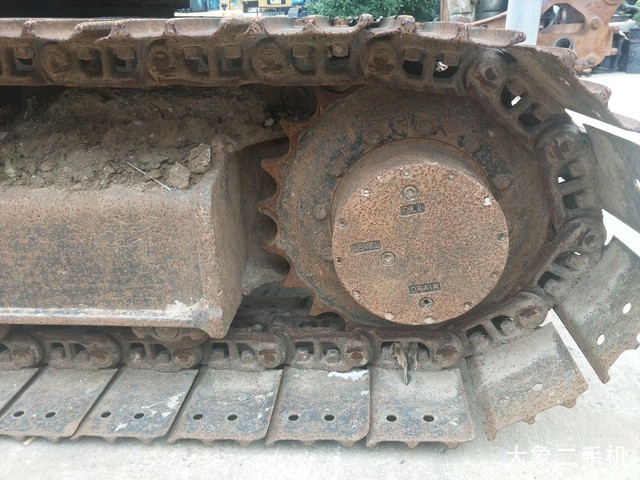 神钢 SK75-8 挖掘机