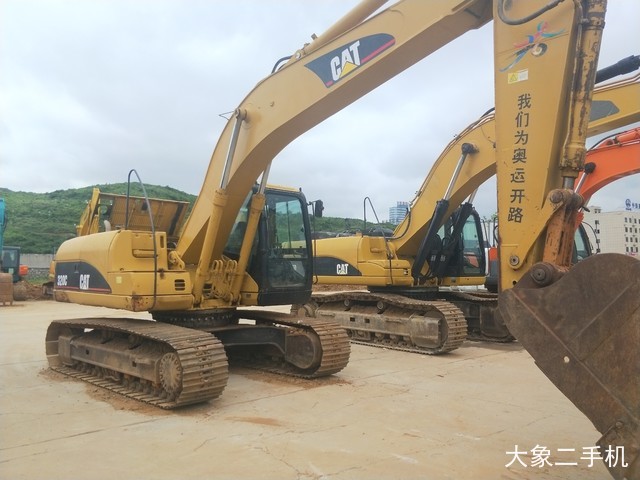 卡特彼勒 320C 挖掘机