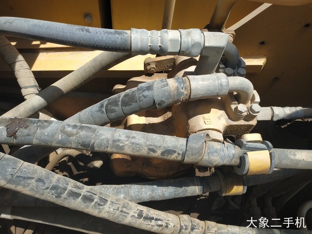 小松 PC200-8 挖掘机